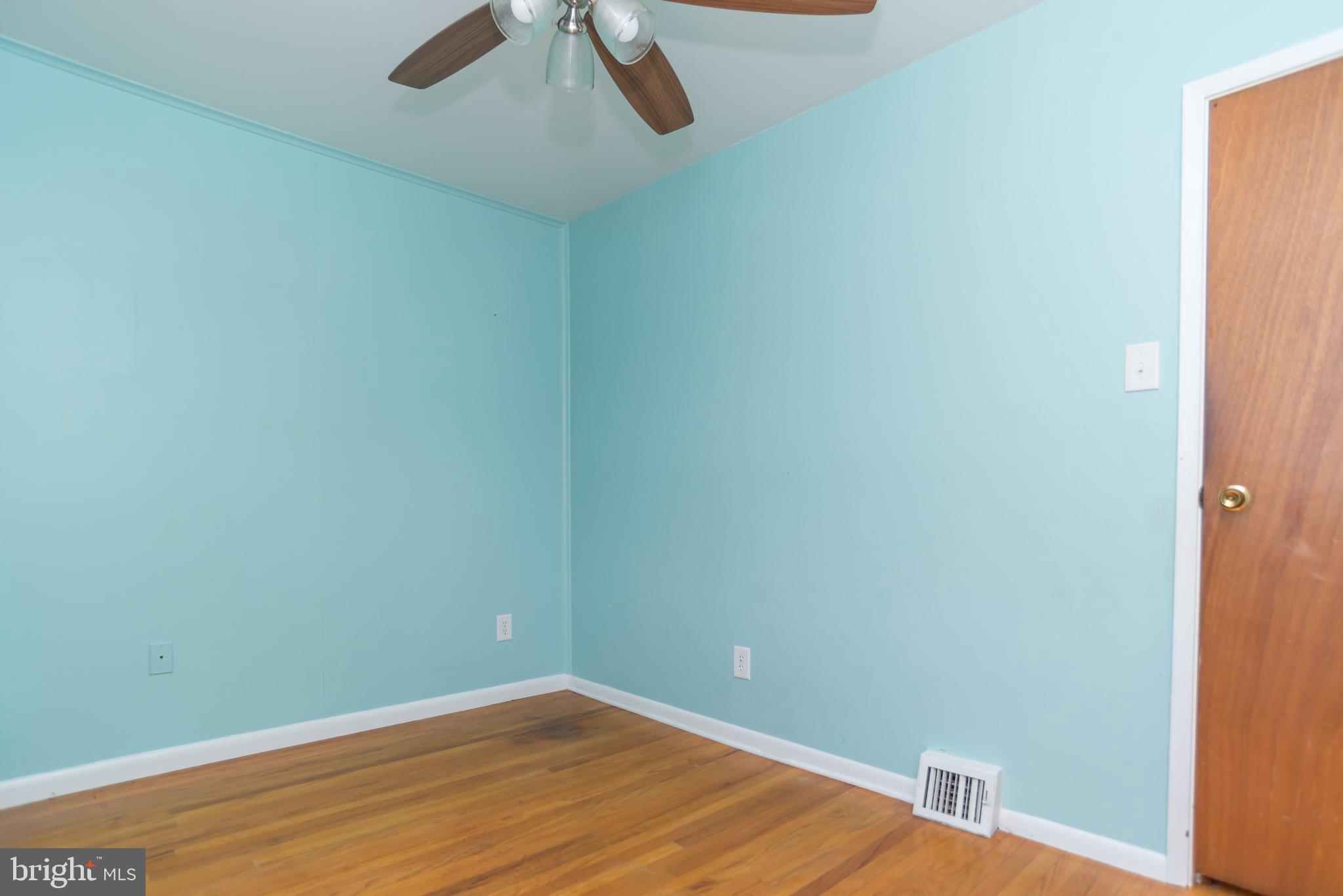 9838 Dungan Road Philadelphia, PA 19115 - Photo 17 of 43 Main Bedroom