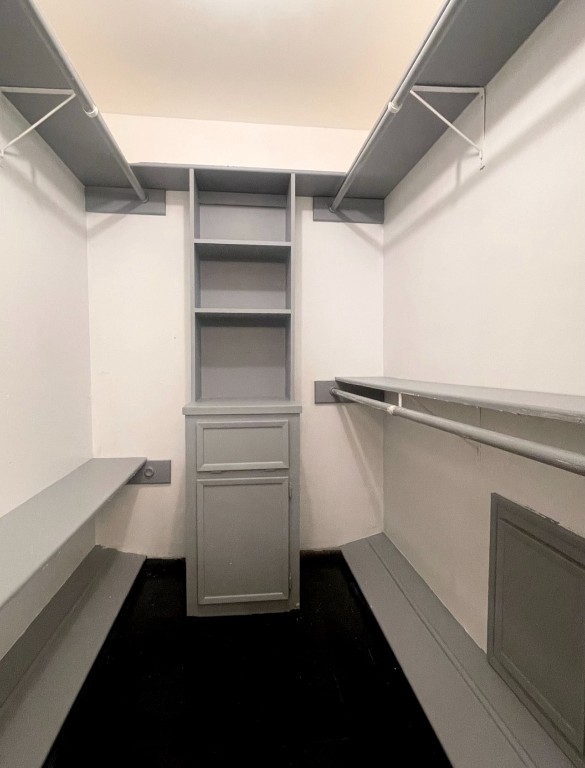 13214 Boca Raton Drive Houston, TX 77069 - Photo 19 of 29 Master closet