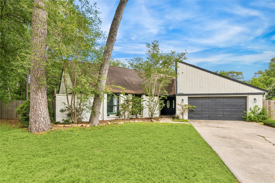 13214 Boca Raton Drive Houston, TX 77069 - Photo 2 of 29