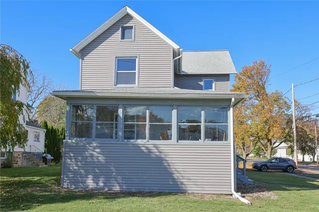 $229,900 | 196 West Avenue, Canandaigua City, NY 14424