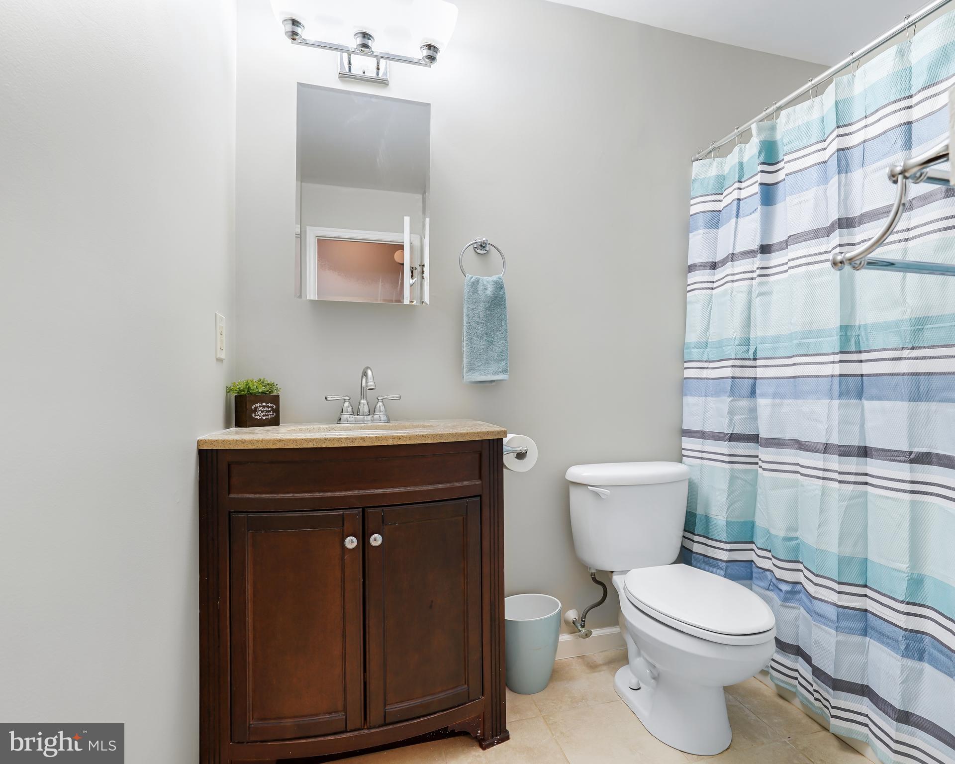416 Ryan Drive Rising Sun, MD 21911 - Photo 21 of 42 Full bath in upstairs hallway.