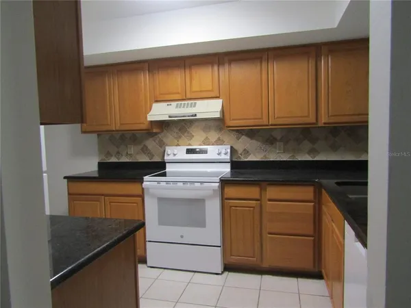 $1,600 | 6191 Timberlake Drive, Unit A6, Sarasota, FL 34243