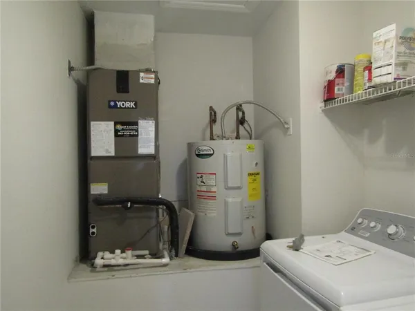 $1,600 | 6191 Timberlake Drive, Unit A6, Sarasota, FL 34243