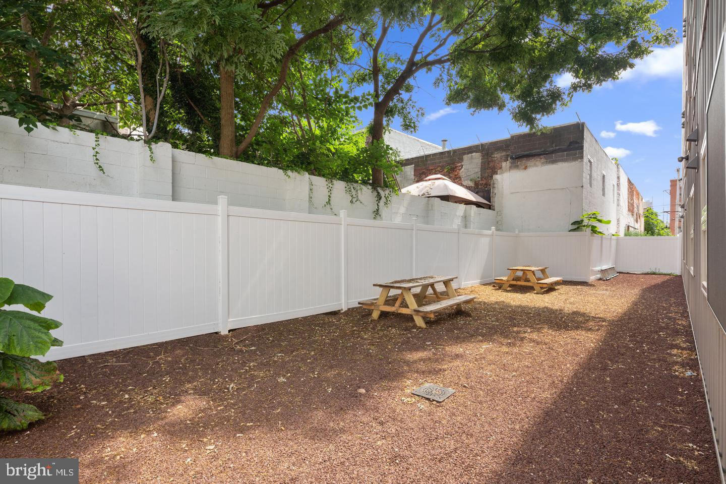 1155 South 15th Street, Unit 305 Philadelphia, PA 19146 - Photo 6 of 8