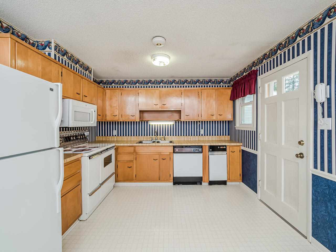 3308 Apache Drive Raleigh, NC 27609 - Photo 11 of 29 Photo 12