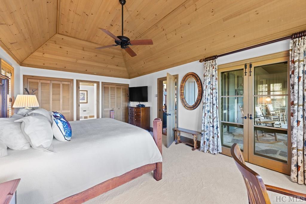 1460 Cherokee Trace Sapphire, NC 28774 - Photo 37 of 70 Gallery Image 37