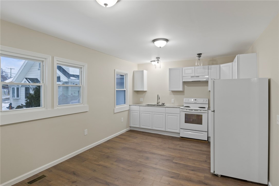 83 Stone Road Greece, NY 14616 - Photo 5 of 19