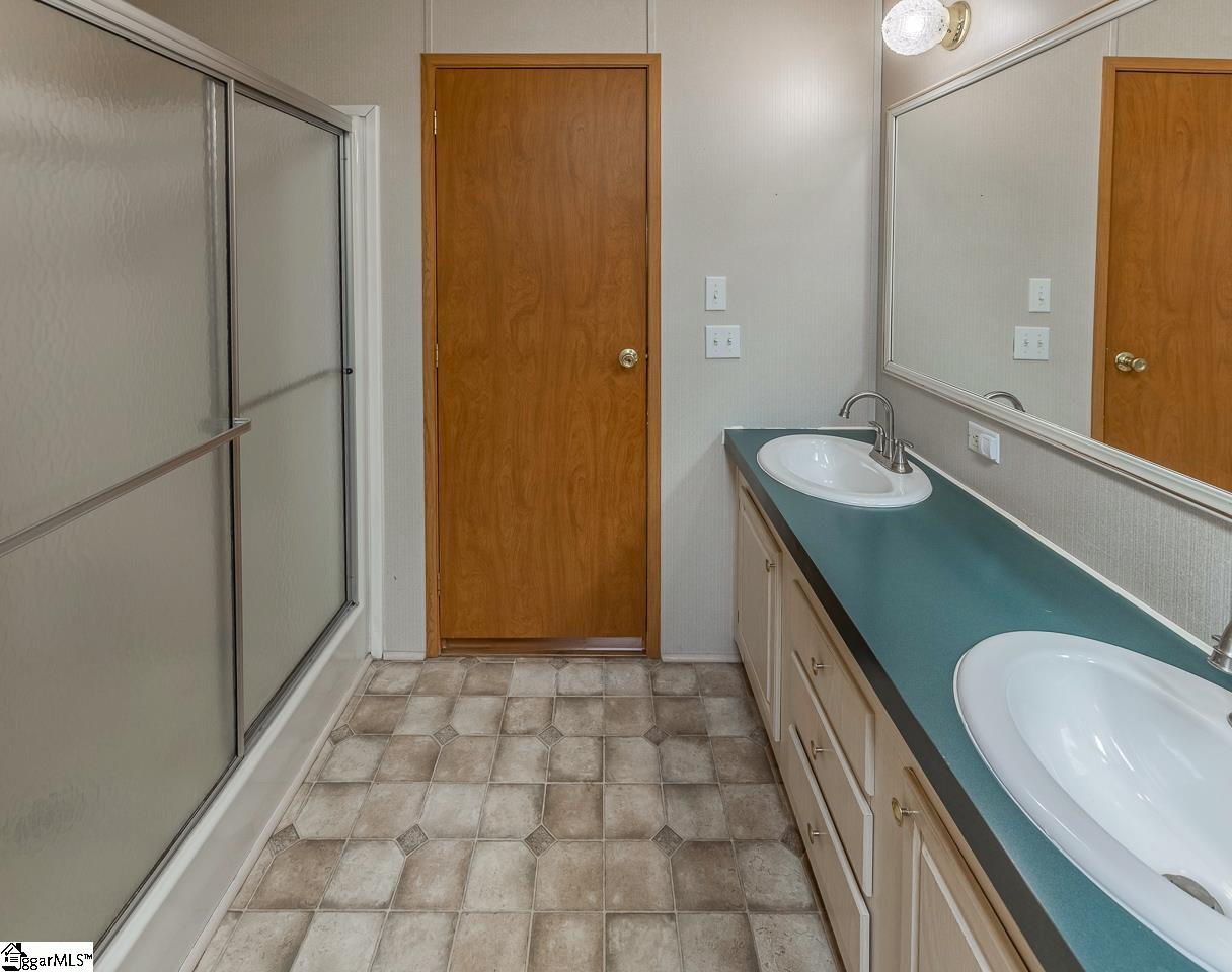 2107 Reedy Fork Road Pelzer, SC 29669 - Photo 24 of 28