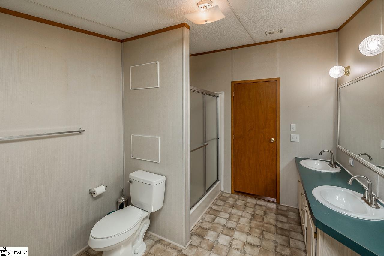 2107 Reedy Fork Road Pelzer, SC 29669 - Photo 26 of 28