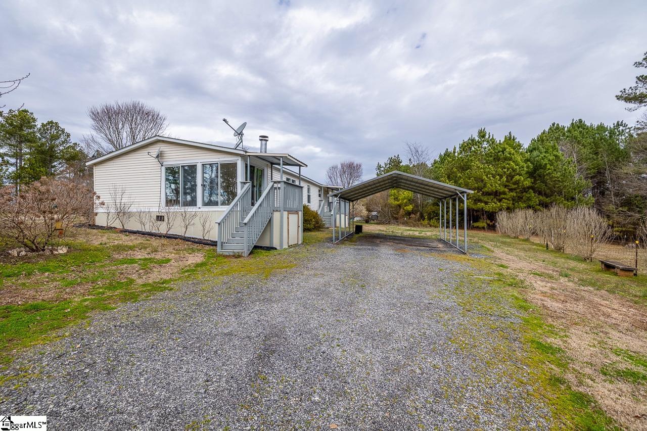 2107 Reedy Fork Road Pelzer, SC 29669 - Photo 6 of 28
