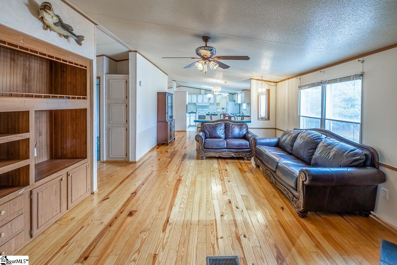 2107 Reedy Fork Road Pelzer, SC 29669 - Photo 9 of 28