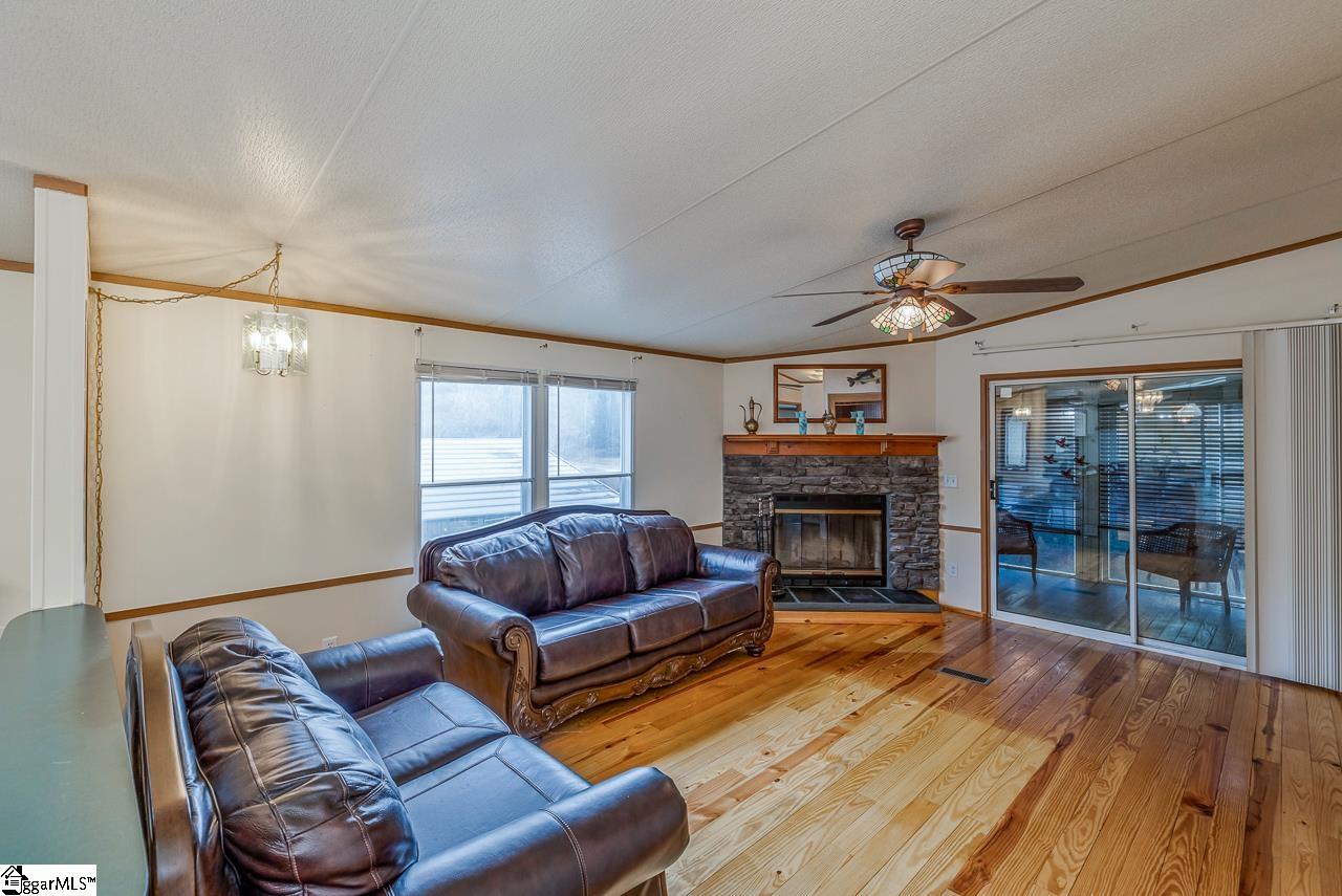 2107 Reedy Fork Road Pelzer, SC 29669 - Photo 10 of 28