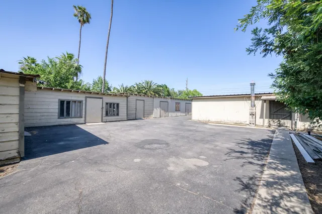 $435,000 | 43125 Road 80, Dinuba, CA 93618