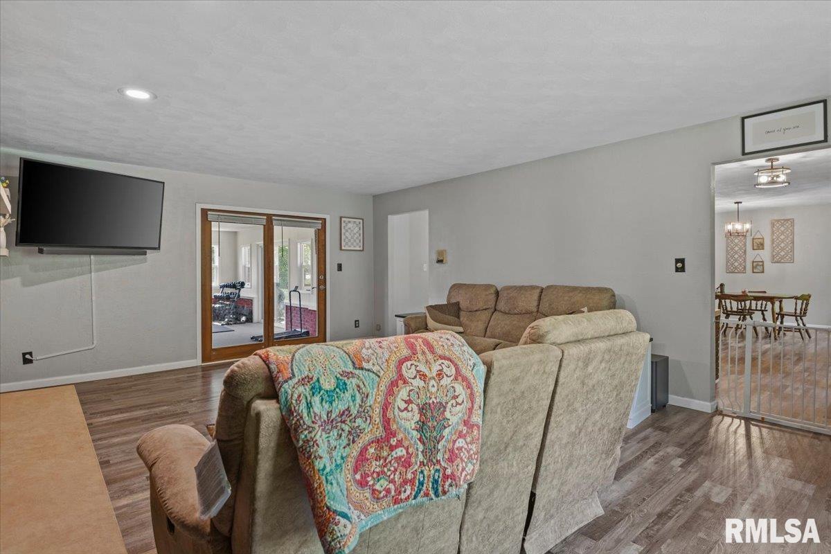49 Etherton Lane Springfield, IL 62712 - Photo 22 of 52