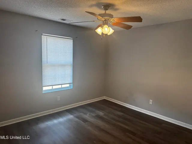 $2,100 | 4052 Colton Drive, Olive Branch, MS 38654