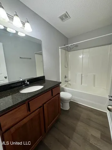 $2,100 | 4052 Colton Drive, Olive Branch, MS 38654