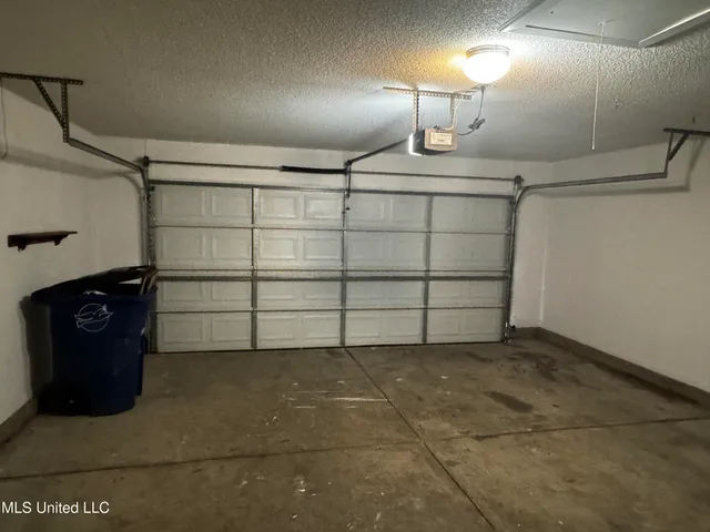 $2,100 | 4052 Colton Drive, Olive Branch, MS 38654