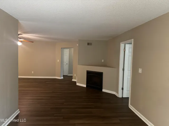 $2,100 | 4052 Colton Drive, Olive Branch, MS 38654