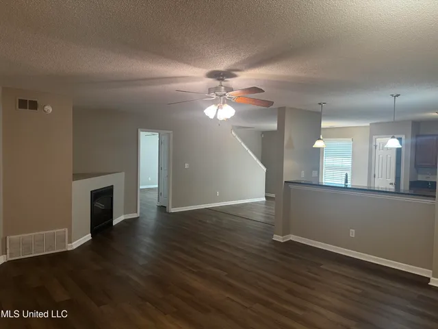 $2,100 | 4052 Colton Drive, Olive Branch, MS 38654