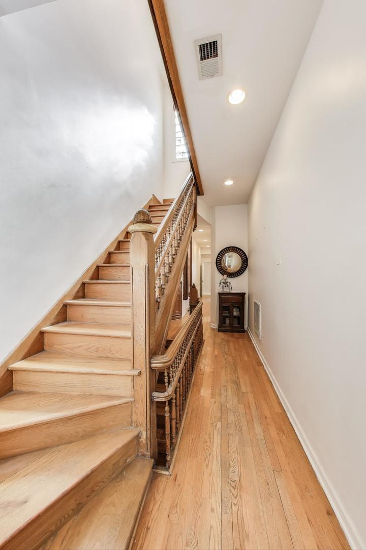 4553 South Ellis Avenue Chicago, IL 60653 - Photo 21 of 62