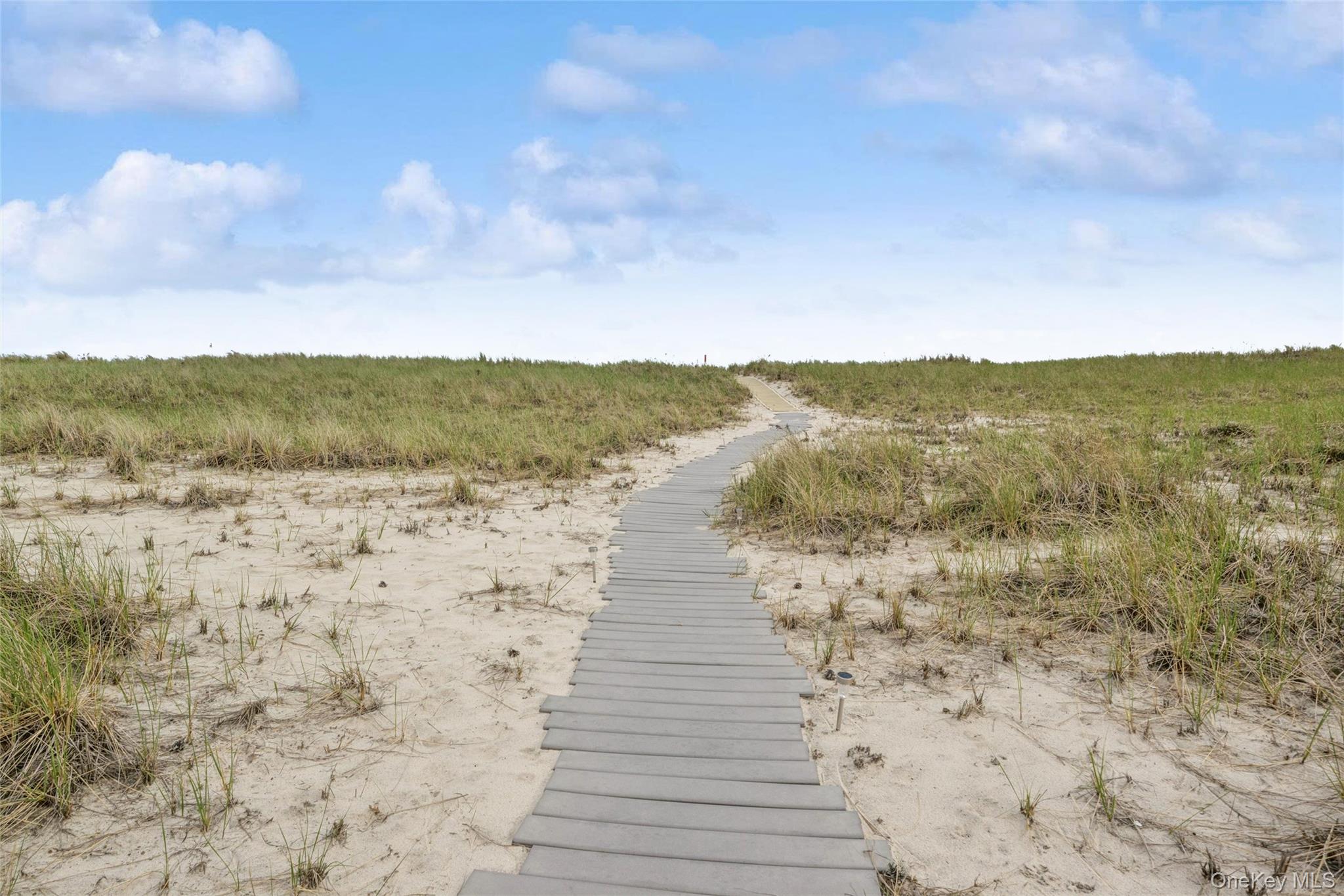 281 Dune Road, Unit 17B Westhampton Beach, NY 11978 - Photo 23 of 25