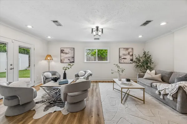 $575,000 | 1410 Del Norte Street, Houston, TX 77018