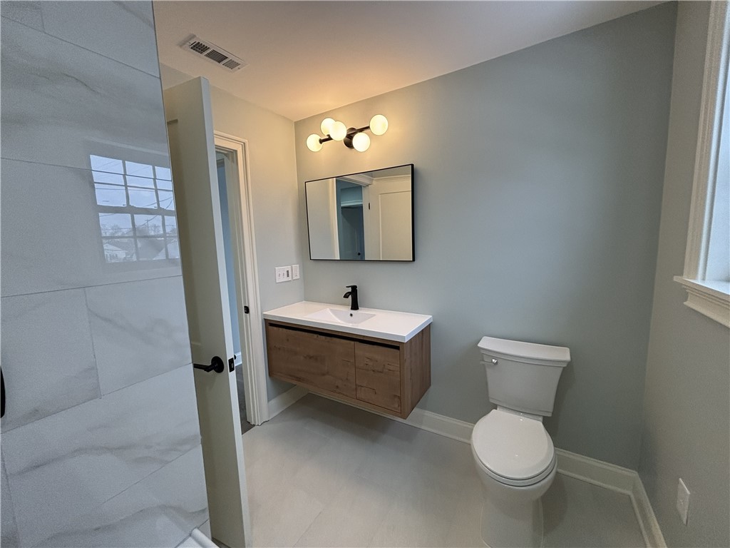 38 Ashburne Street Pawtucket, RI 02861 - Photo 13 of 23