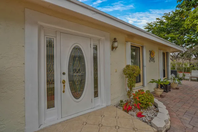 $465,000 | 7512 Ace Road North, Lake Worth, FL 33467