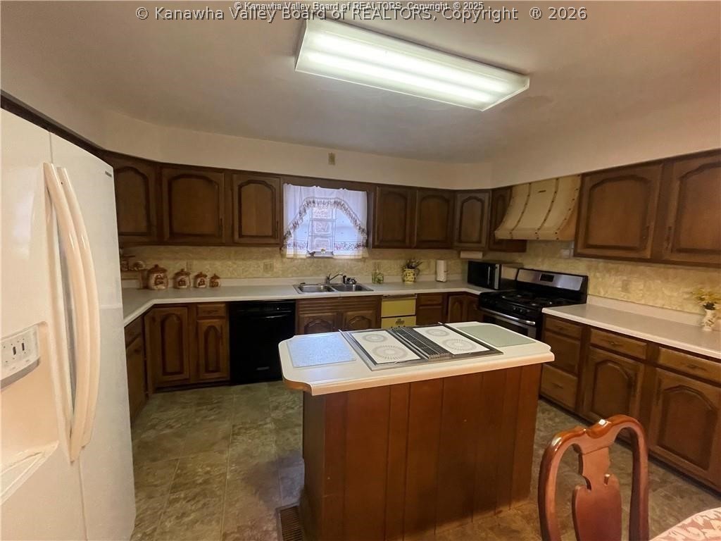 9701 Charleston Road Ripley, WV 25271 - Photo 4 of 32 Gallery Image 4