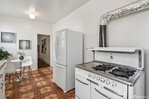 $1,568,000 | 445-447 Lincoln Way, San Francisco, CA 94122