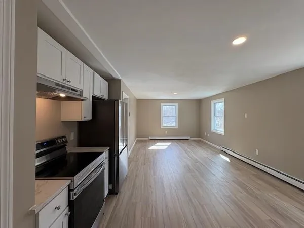 $2,300 | 60 Charles Street, Unit 1, Farmington, NH 03835
