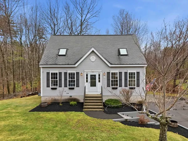$590,000 | 41 Drew Woods Drive, Derry, NH 03038