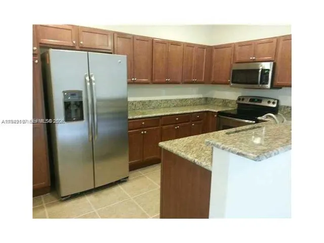 $3,000 | 9578 Southwest 168th Avenue, Miami, FL 33196