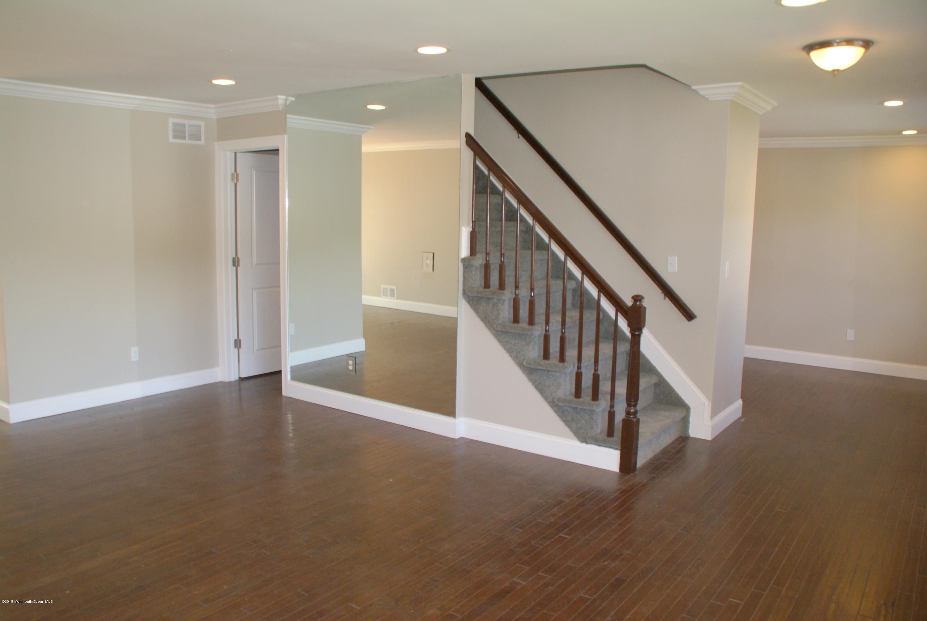 272 Ruth Lane Cliffwood, NJ 07721 - Photo 27 of 31 Living Room