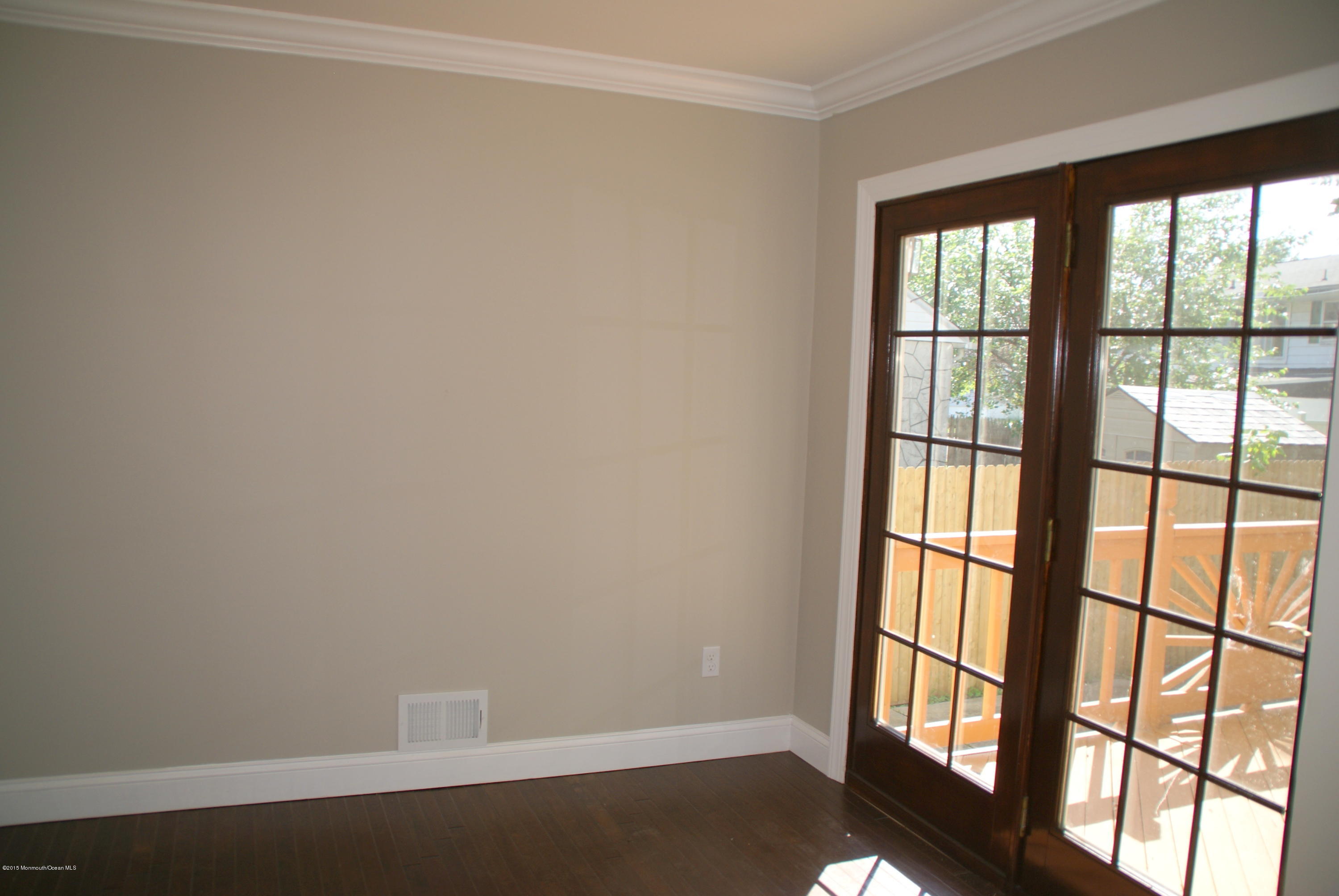 272 Ruth Lane Cliffwood, NJ 07721 - Photo 10 of 31 Dining Room