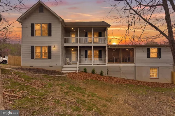 $850,000 | 3608 North Red Oak Lane, Delaplane, VA 20144
