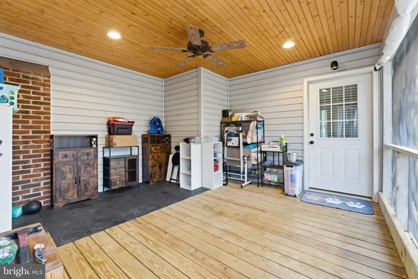 $850,000 | 3608 North Red Oak Lane, Delaplane, VA 20144
