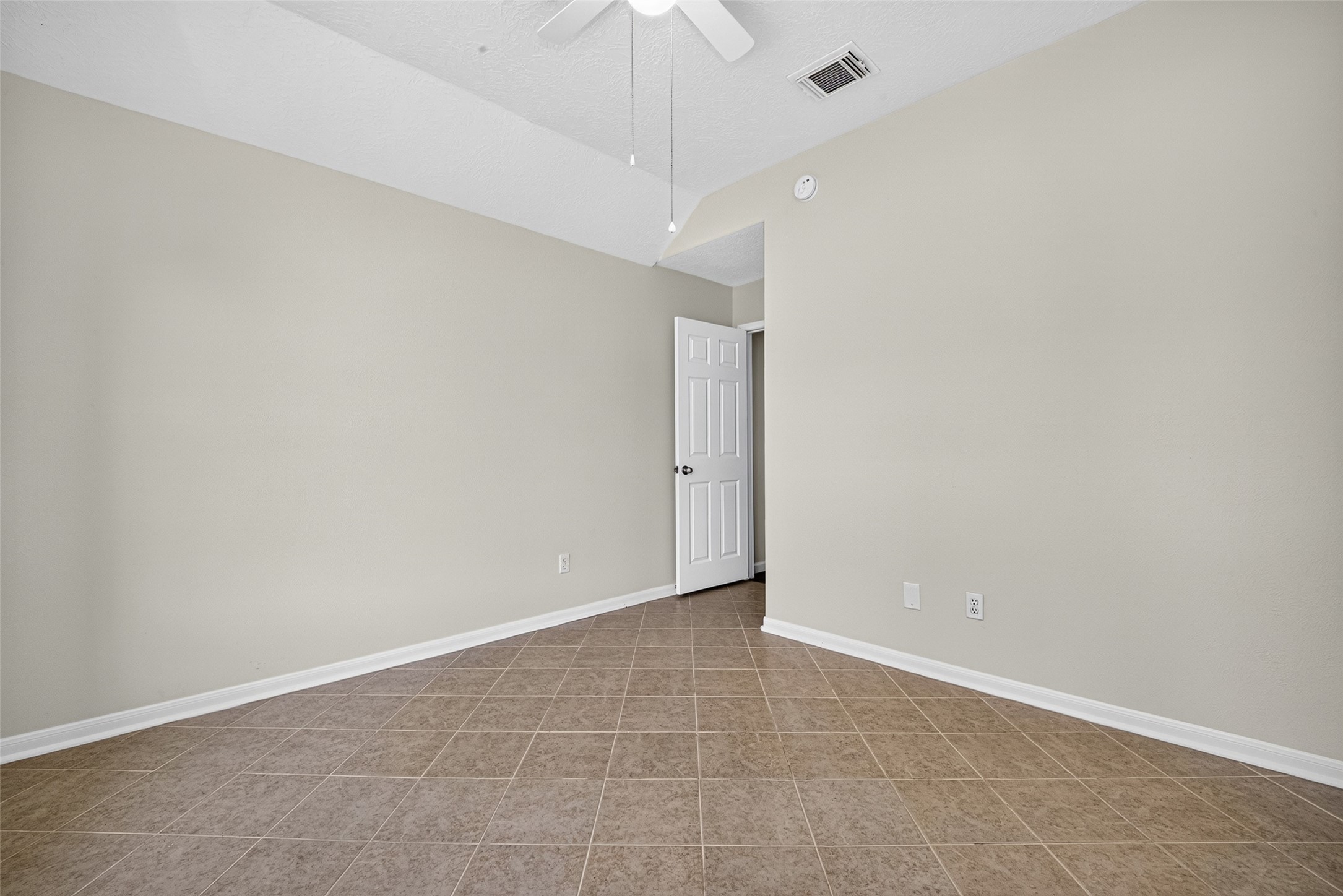 2127 Hannover Way Spring, TX 77388 - Photo 32 of 44 Gallery Image 32