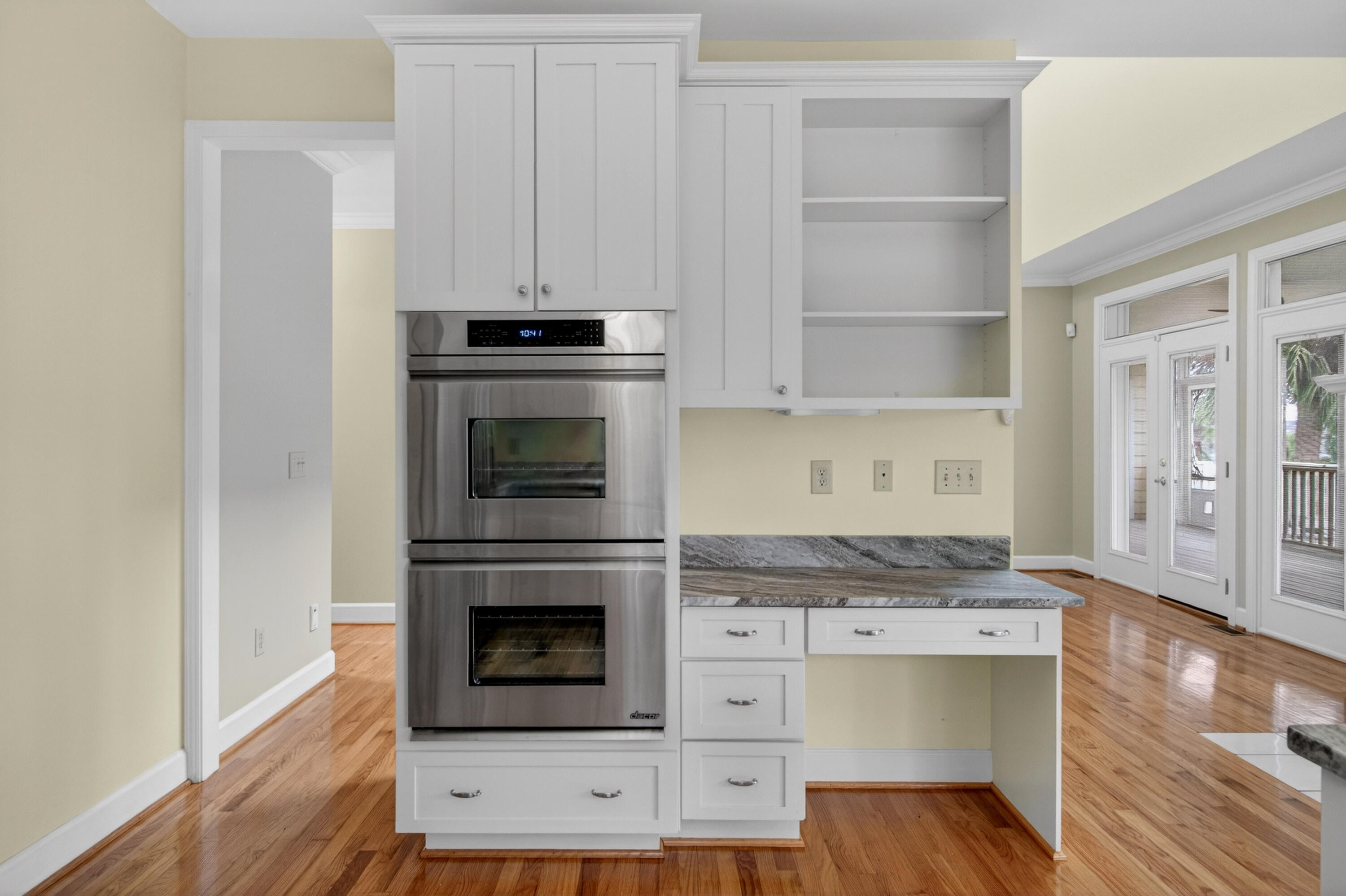 8970 Palmetto Road Edisto Island, SC 29438 - Photo 13 of 48 Dacor Double Ovens w Desk Area