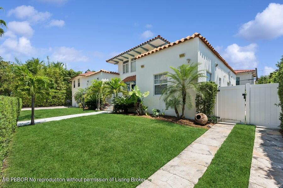 310 Almeria Road West Palm Beach, FL 33405 - Photo 3 of 71 03_310AlmeriaRd_571_FrontView_Small