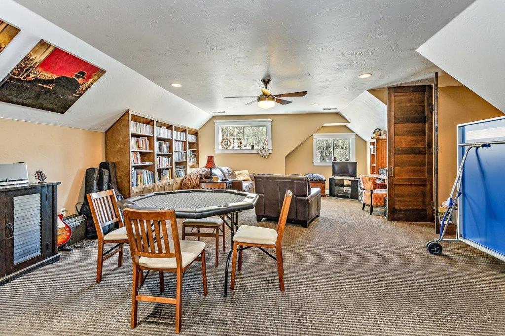 7652 Old Stage Road Central Point, OR 97502 - Photo 23 of 34 a view of a dining room with furniture
