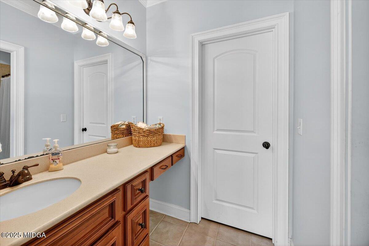 208 Crystal Drive Byron, GA 31008 - Photo 49 of 87 a bathroom with a sink vanity and a mirror
