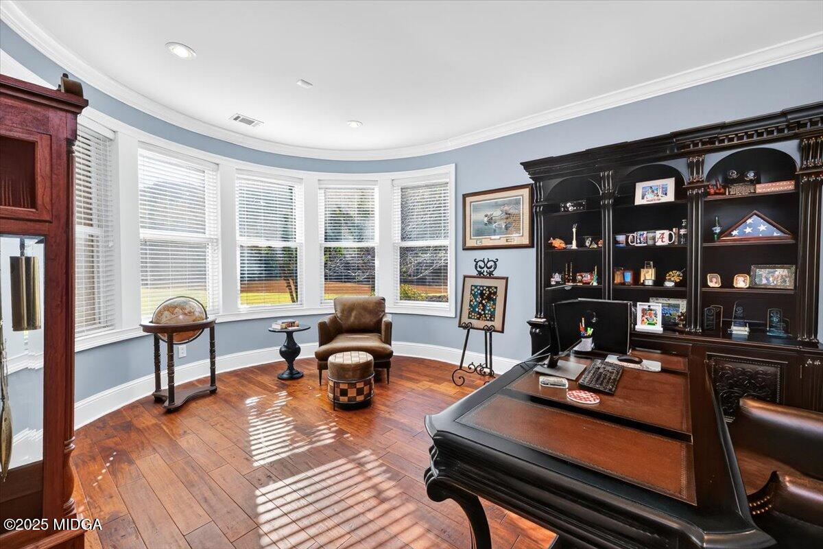 208 Crystal Drive Byron, GA 31008 - Photo 65 of 87 a living room with furniture a rug and a large window