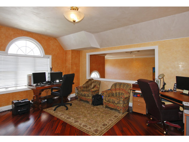 9 Ashdown Place Half Moon Bay, CA 94019 - Photo 18 of 21 a living room with furniture and a window