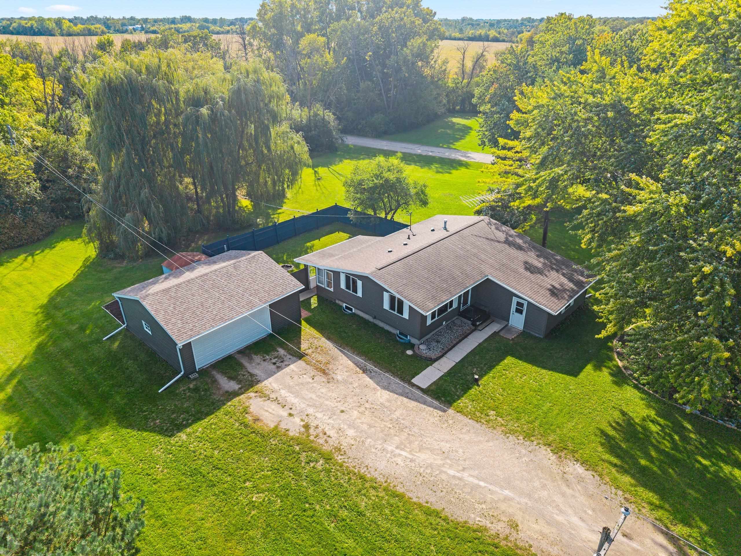 6649 County Road R Oshkosh, WI 54902 - Photo 49 of 55 Gallery Image 49