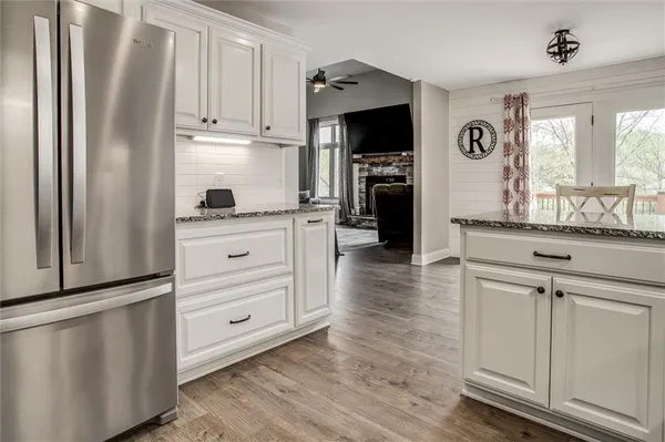 $480,000 | 8 Southeast 230th Road, Warrensburg, MO 64093