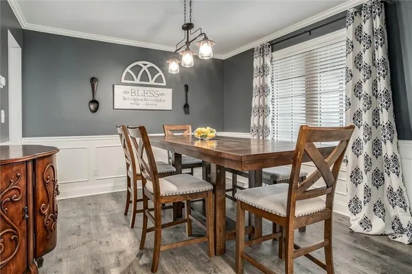 $480,000 | 8 Southeast 230th Road, Warrensburg, MO 64093