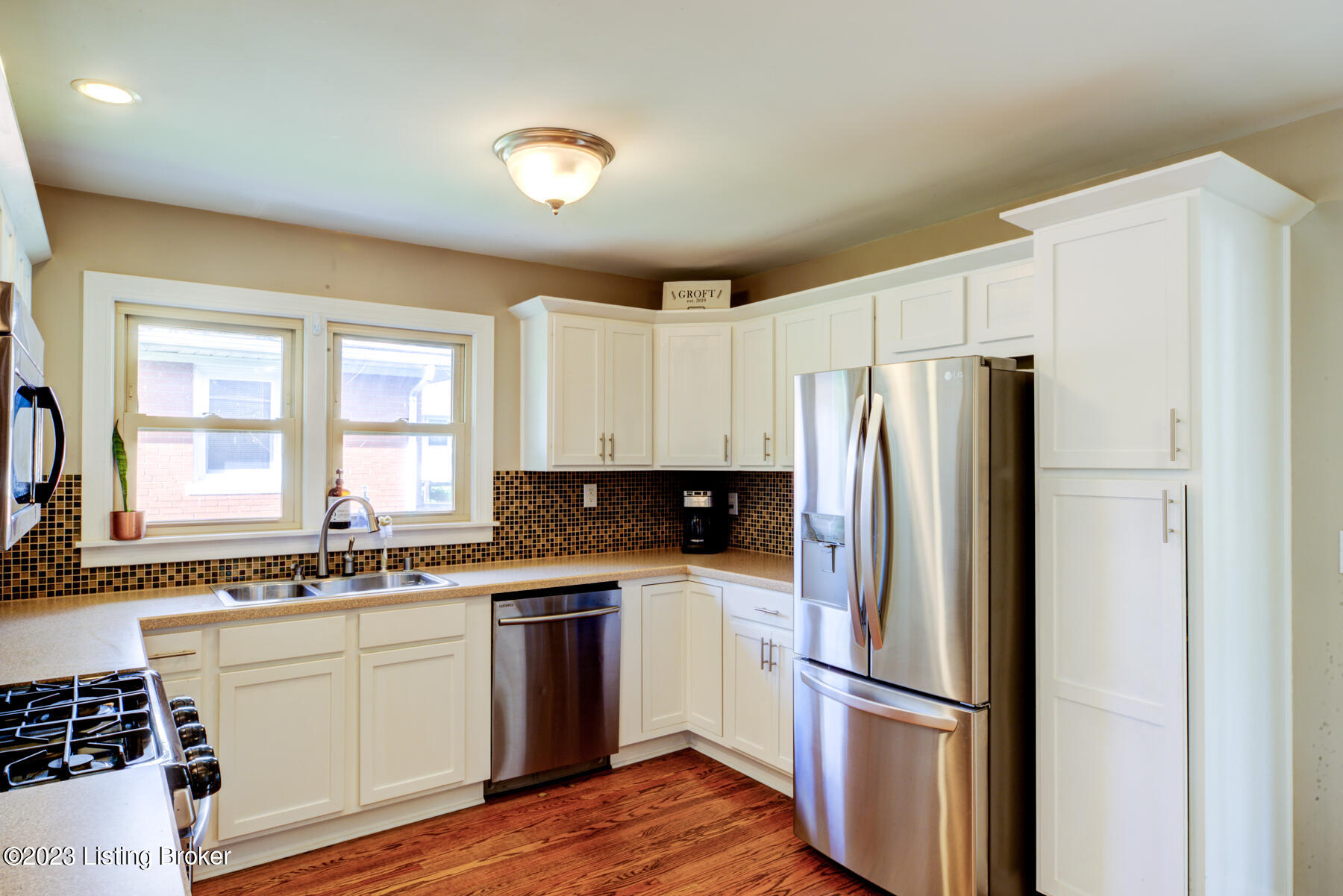 7705 Crestline Road Louisville, KY 40214 - Photo 12 of 39 GSP-7705_Crestline_Dr-11