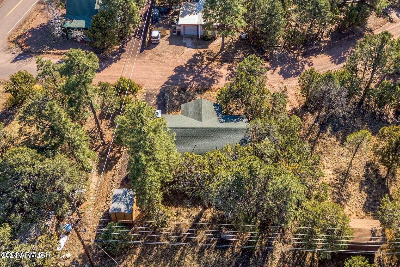 2086 Pinewood Drive Overgaard, AZ 85933 - Photo 29 of 33 a view of outdoor space and yard