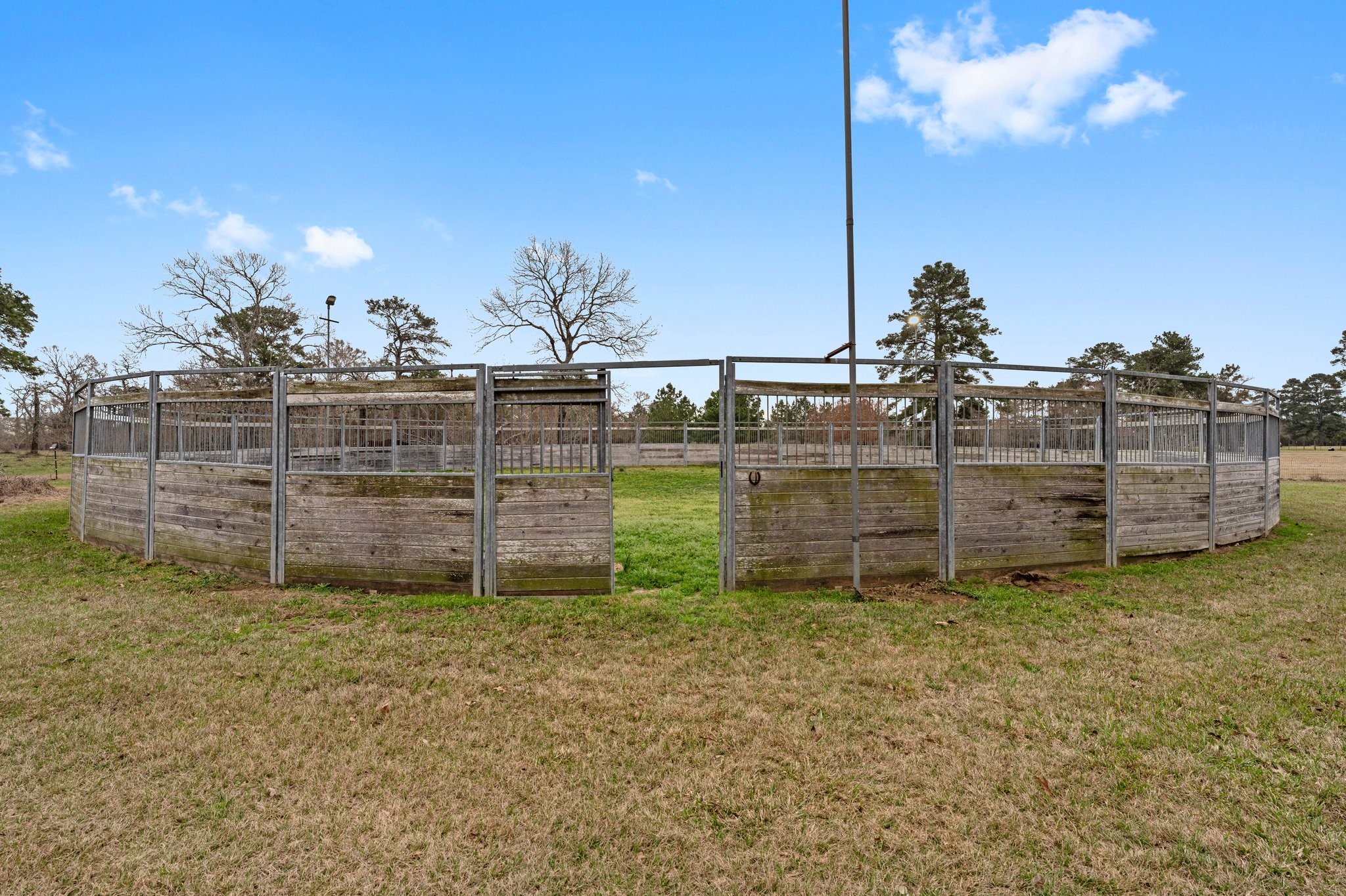 1560 Bowler Road Waller, TX 77484 - Photo 5 of 50